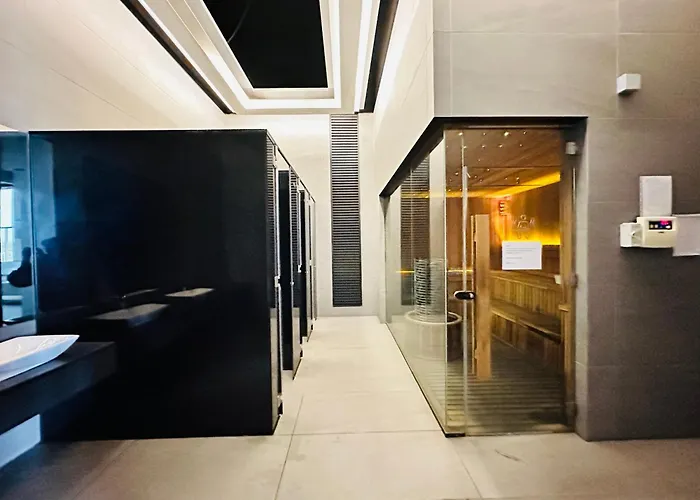 Mandarin Suites Opus Residence
